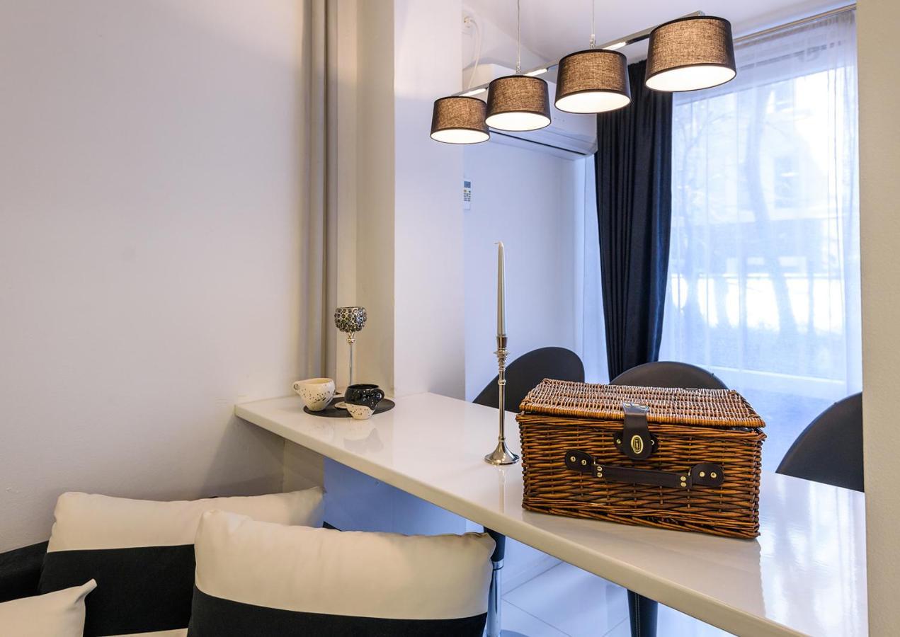 Zero-Waste Studio Apartment In Central Sofia Extérieur photo
